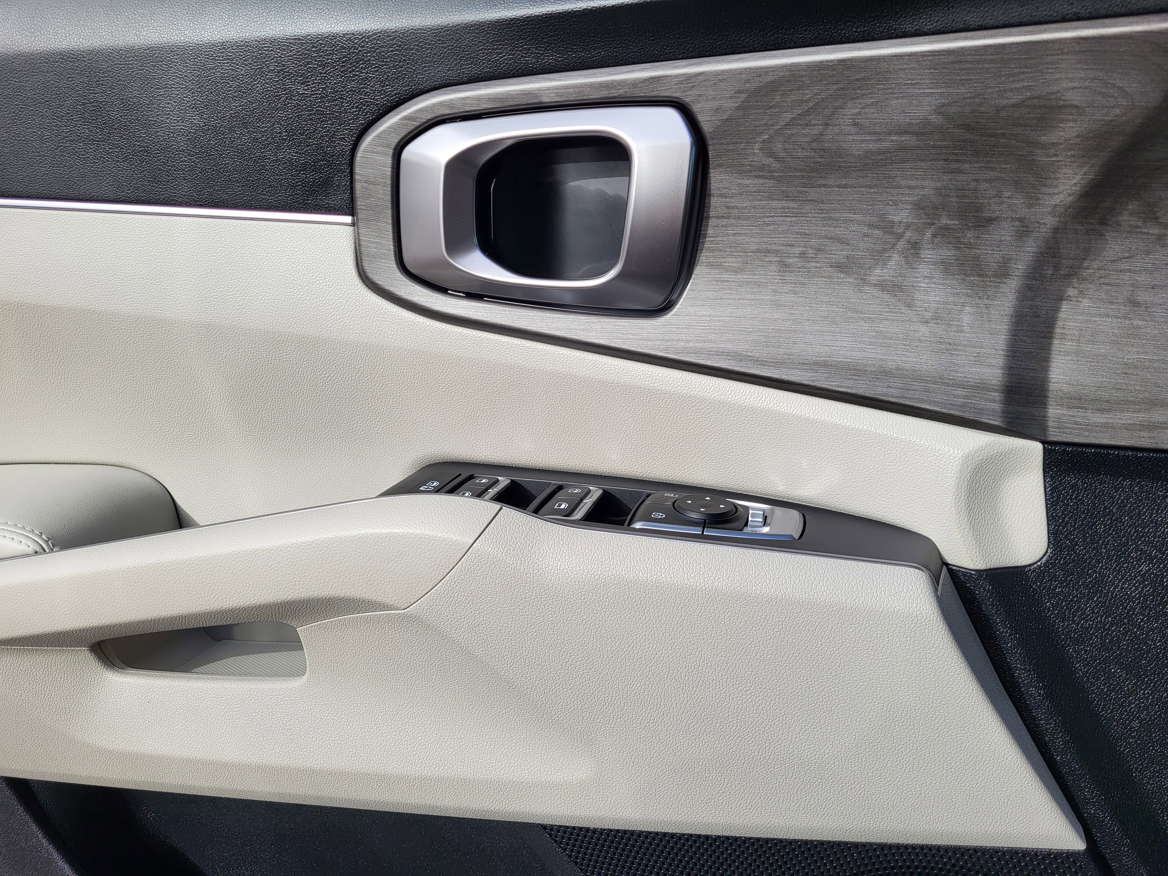 Used 2024 Kia Sorento X-Line EX image 6