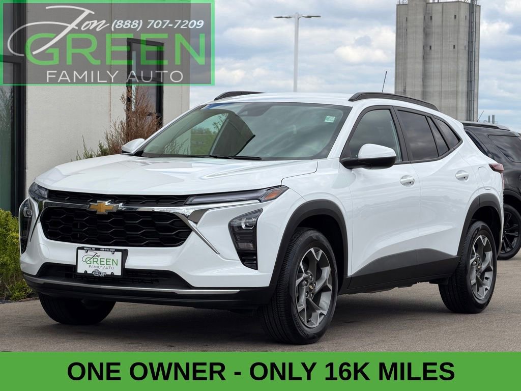 Used 2025 Chevrolet Trax LT w/ LT Convenience Package