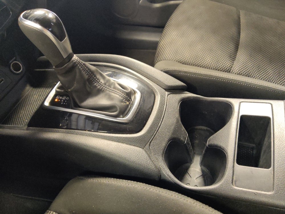Used 2020 Nissan Rogue Sport SV FWD image 26