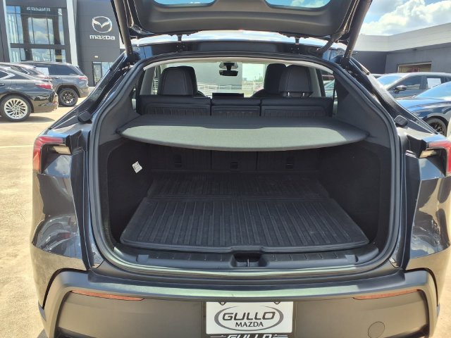 Used 2026 Tesla Model Y 2WD image 8