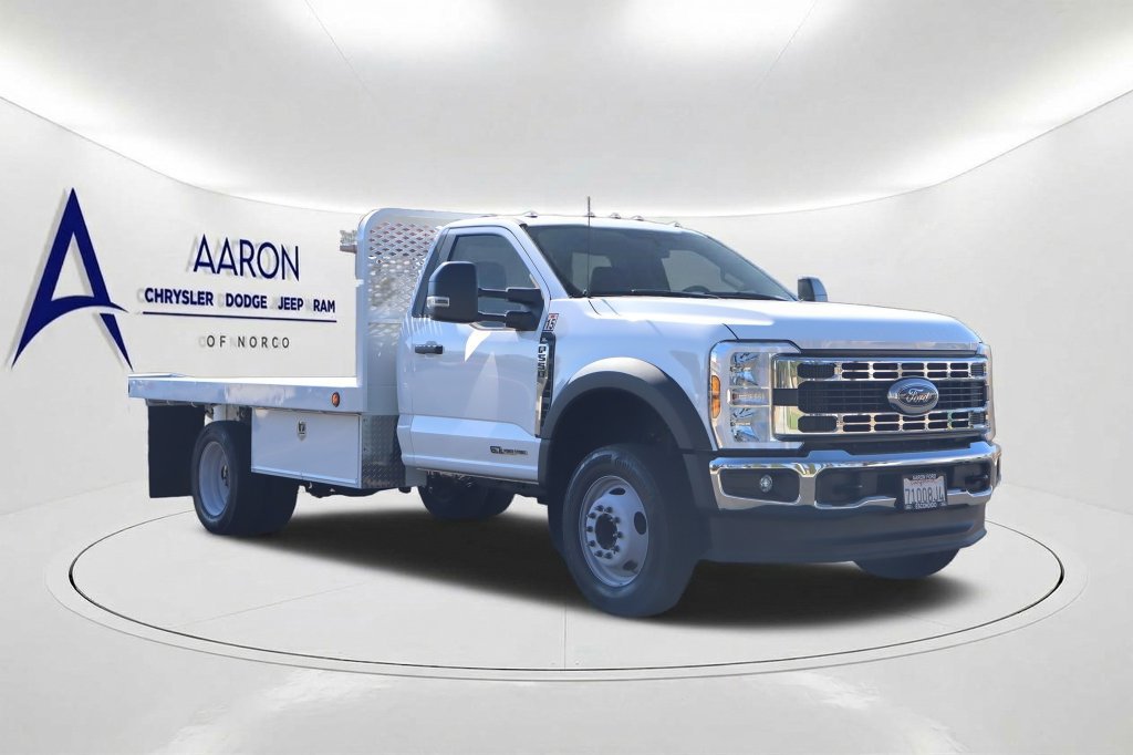 Used 2024 Ford F550 2WD Regular Cab Super Duty w/ XL Chrome Package image 3