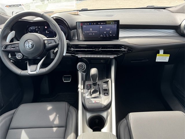 New 2025 Alfa Romeo Tonale w/ Premium Package image 7