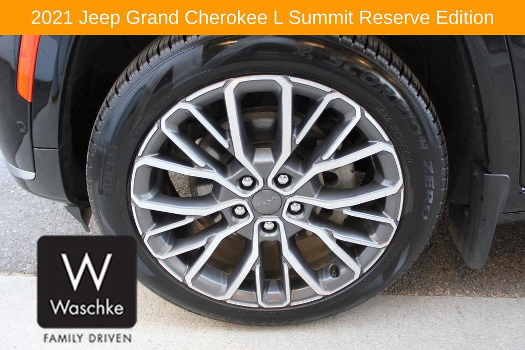 Used 2021 Jeep Grand Cherokee L Summit image 12
