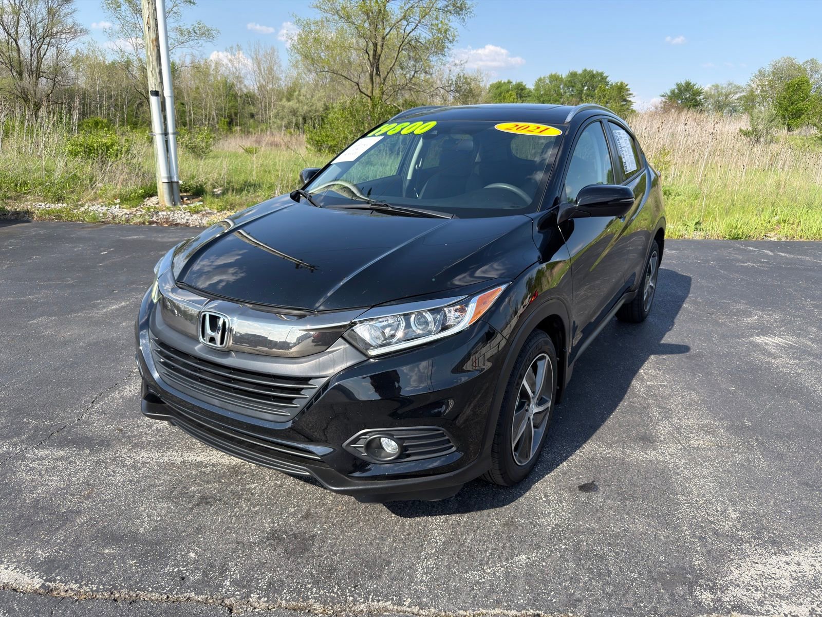 Used 2021 Honda HR-V EX image 2