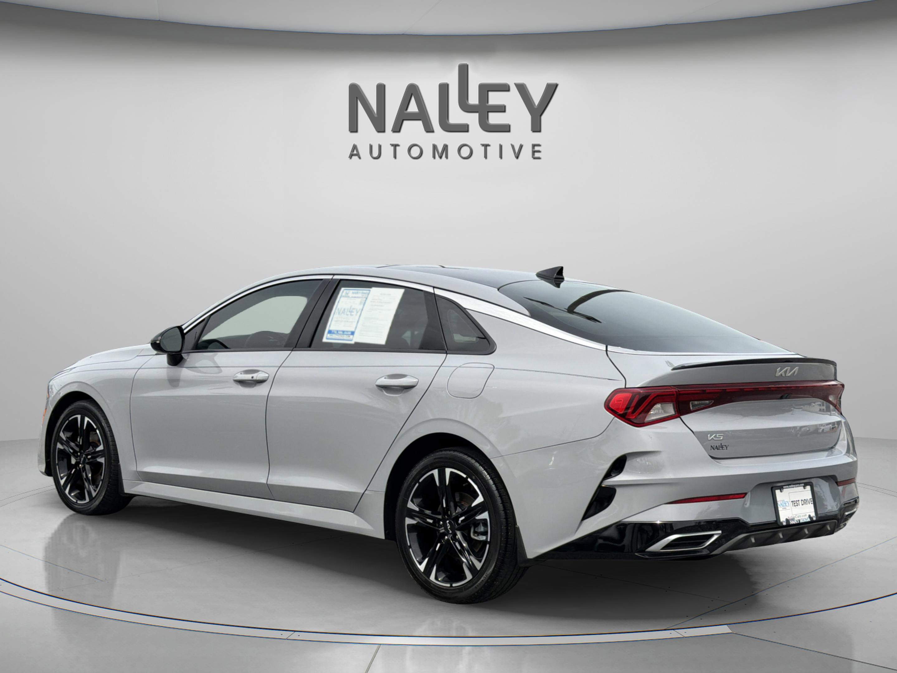 Used 2023 Kia K5 GT-Line image 3