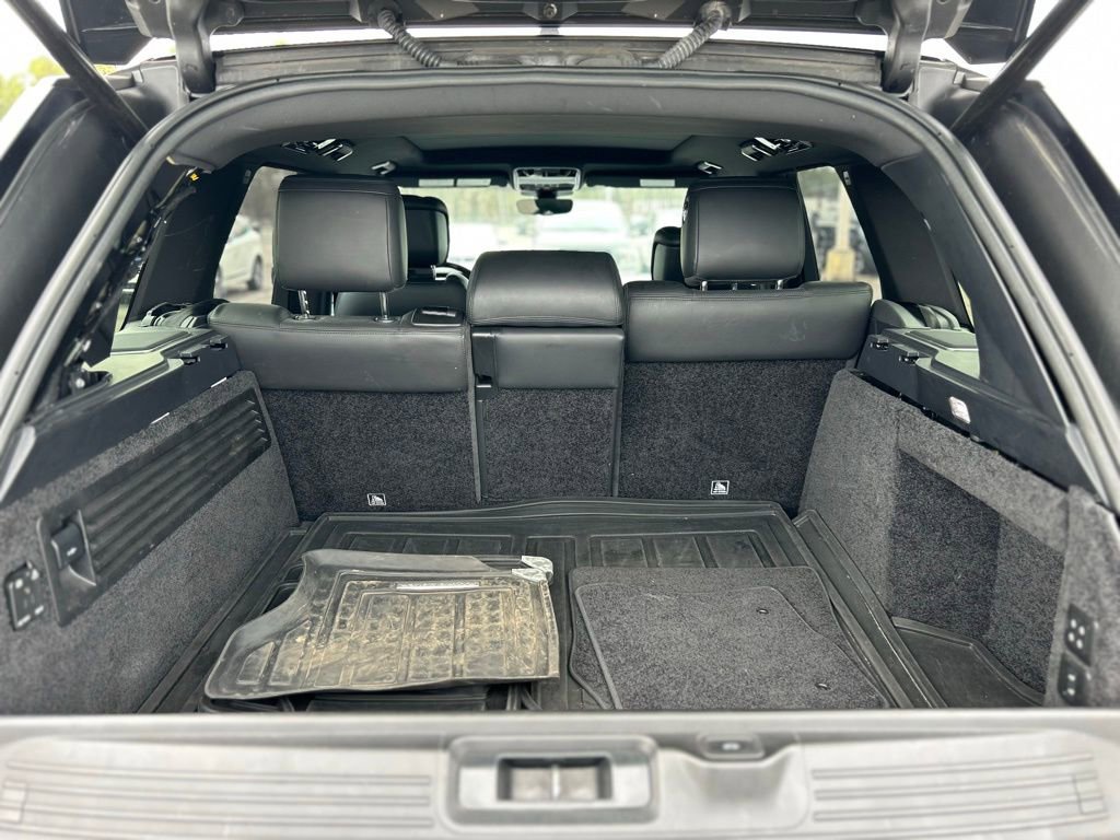 Used 2019 Land Rover Range Rover HSE image 29