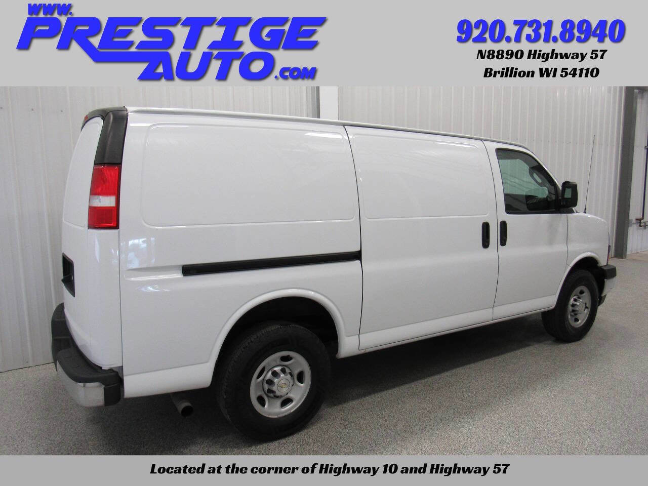 Used 2020 Chevrolet Express 3500 w/ Driver Convenience Package image 4