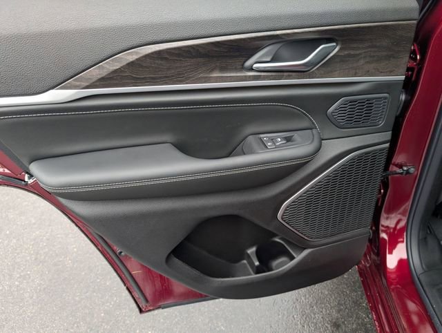 New 2026 Jeep Grand Cherokee Limited AWD/4WD image 27