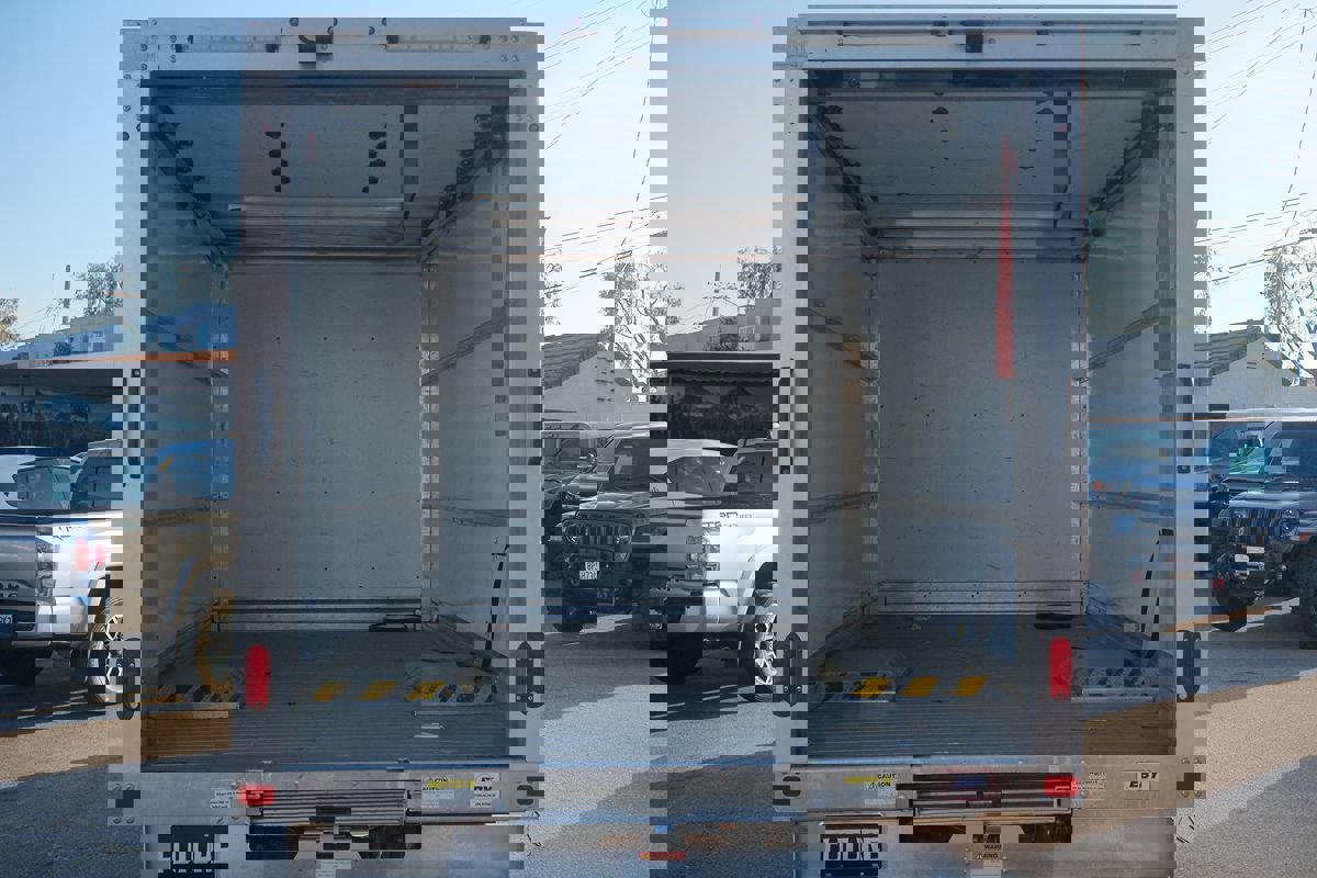 Used 2019 Ford Transit 350 156 DRW image 5