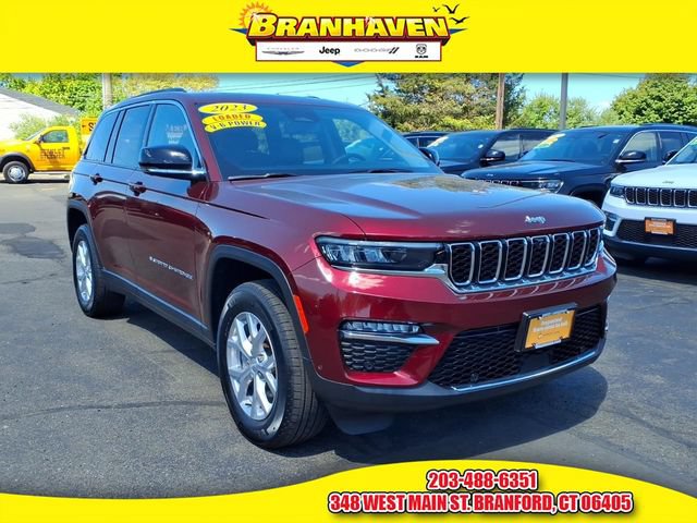 Certified 2023 Jeep Grand Cherokee Limited w/ Luxury Tech Group II AWD/4WD image 1