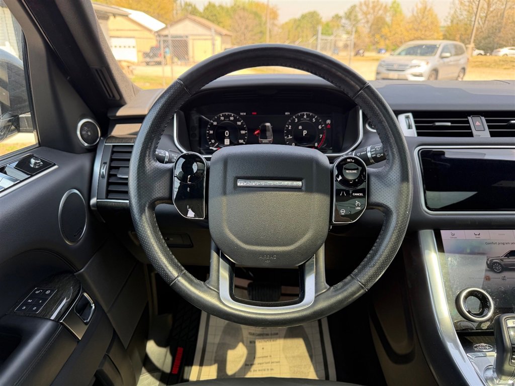 Used 2018 Land Rover Range Rover Sport HSE image 26