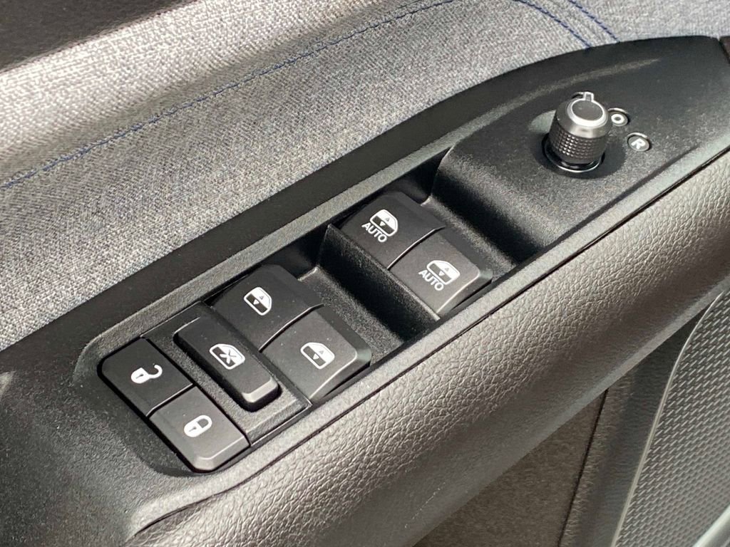 Certified 2022 Jeep Compass Latitude AWD/4WD image 31