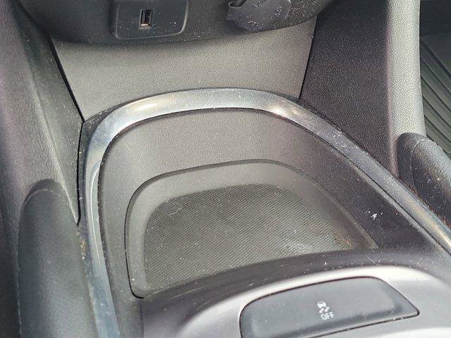 Used 2017 Chevrolet Malibu LT image 30