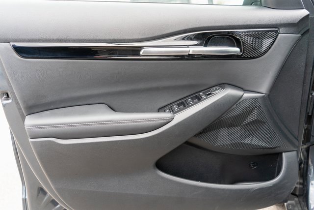 Used 2025 Kia Seltos EX image 16