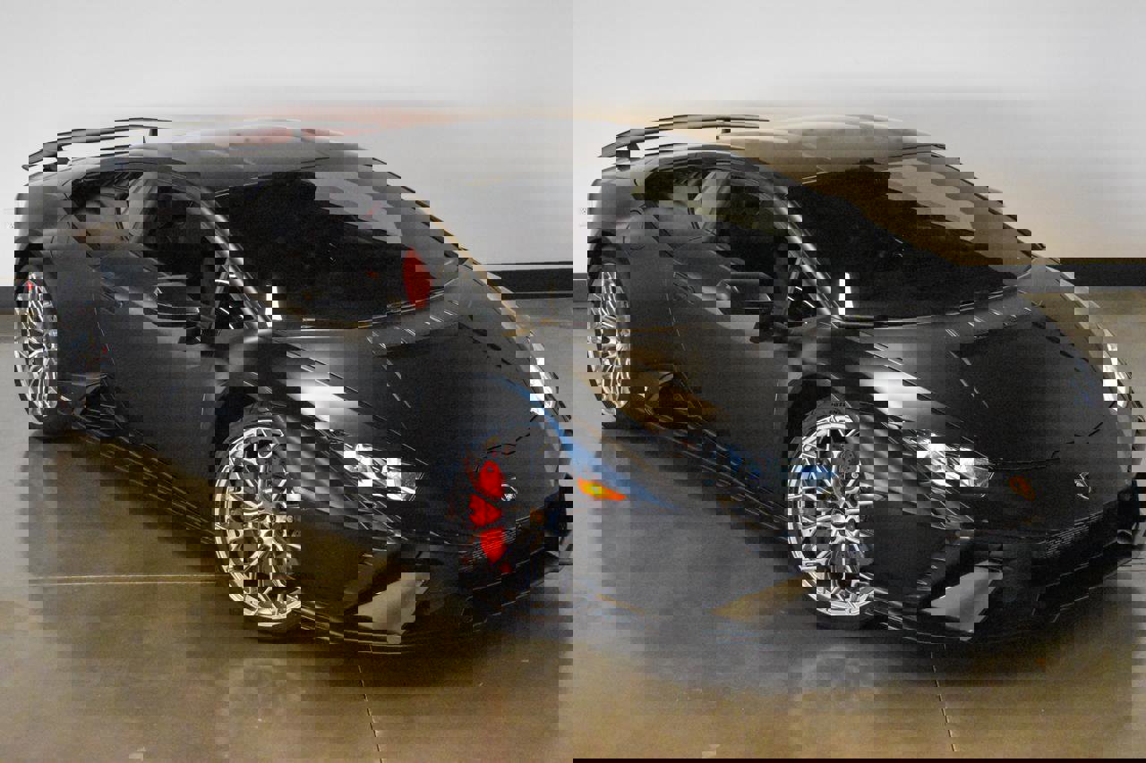 Used 2023 Lamborghini Huracan Tecnica image 9