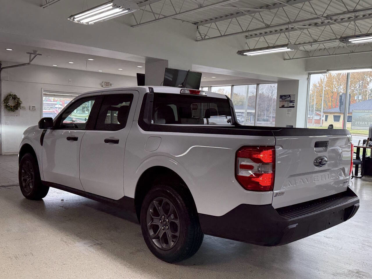 Used 2022 Ford Maverick XLT w/ Equipment Group 300A Standard image 5