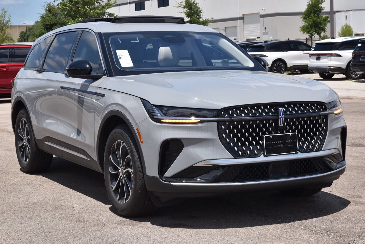 New 2026 Lincoln Nautilus Premier w/ Equipment Group 102A AWD/4WD image 3