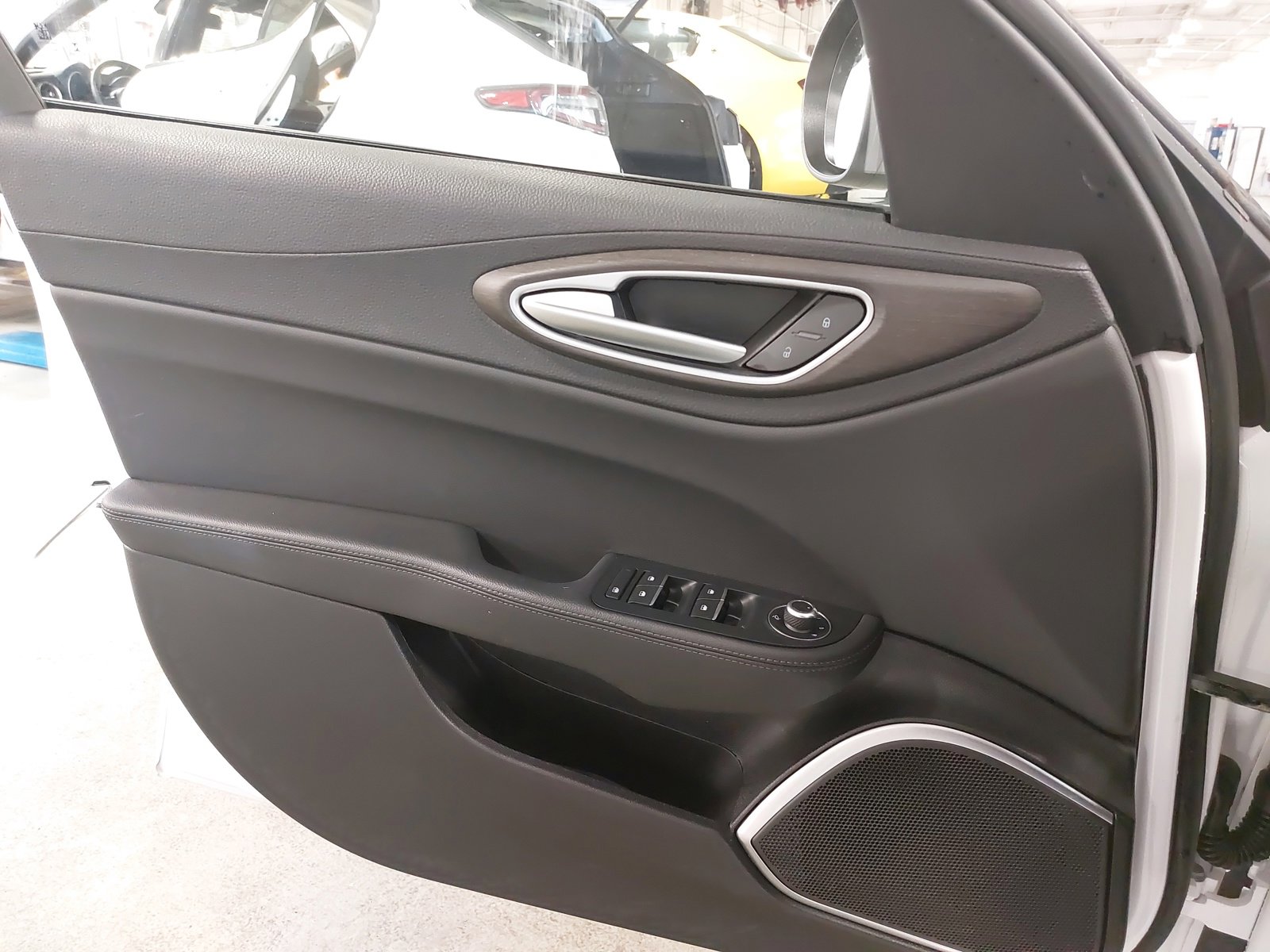 Used 2023 Alfa Romeo Giulia Ti w/ Active Assist Plus Package RWD image 29