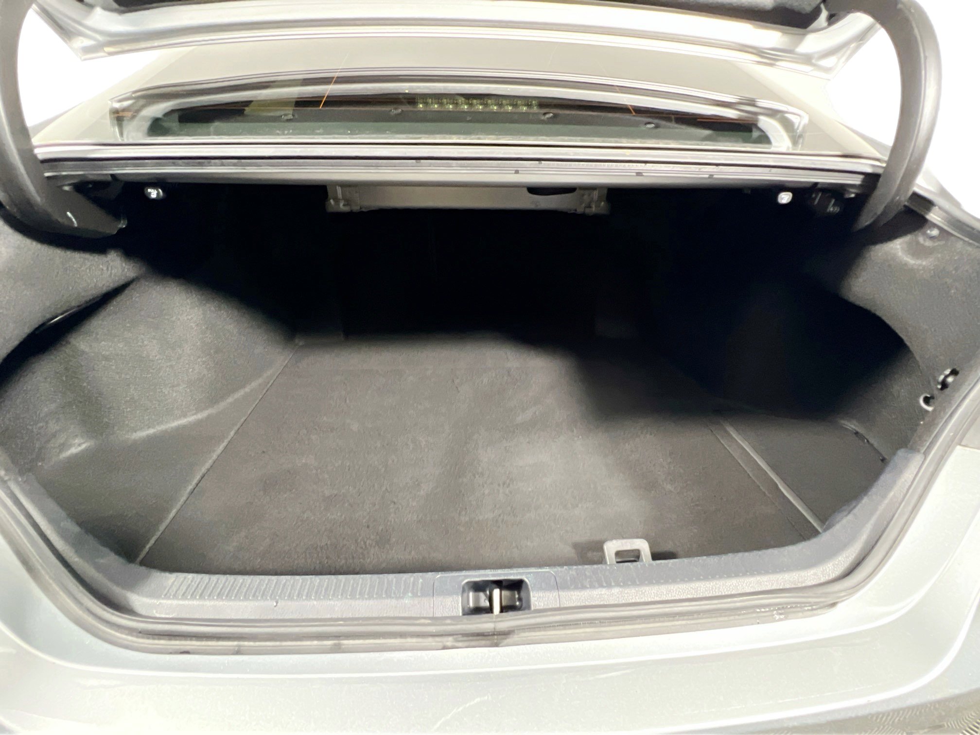 Used 2022 Toyota Camry XLE FWD image 34