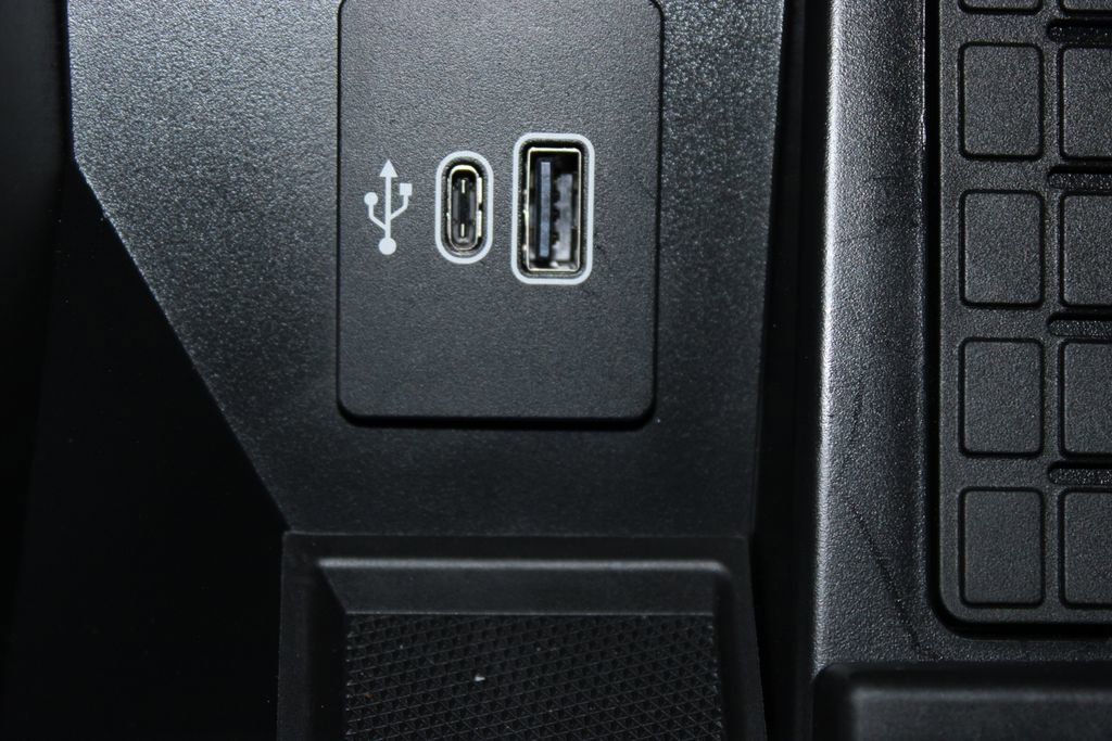 Used 2025 Ford F150 Platinum image 47