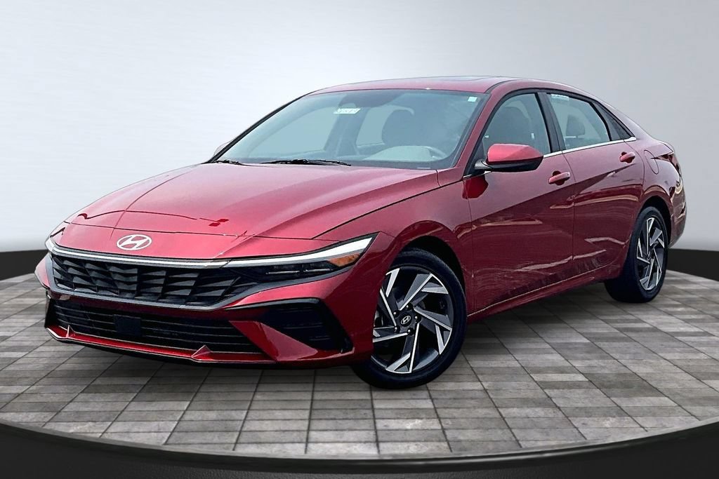 Used 2025 Hyundai Elantra SEL