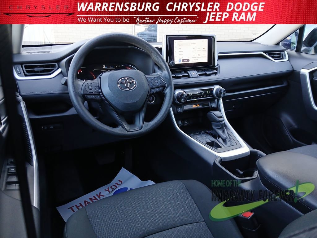 Used 2025 Toyota RAV4 XLE image 15