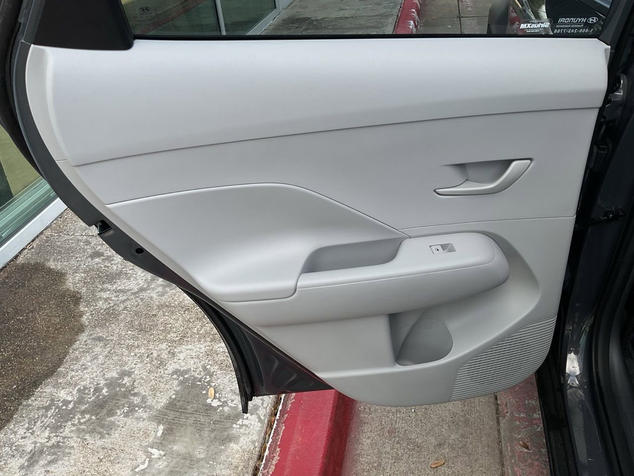 Used 2025 Hyundai Kona SEL image 19