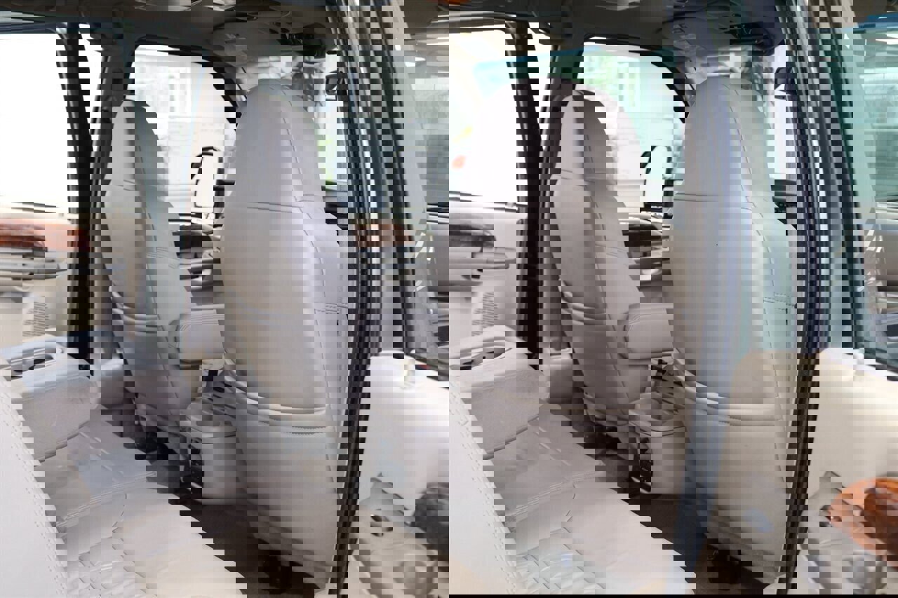 Used 2001 Ford Excursion Limited image 83