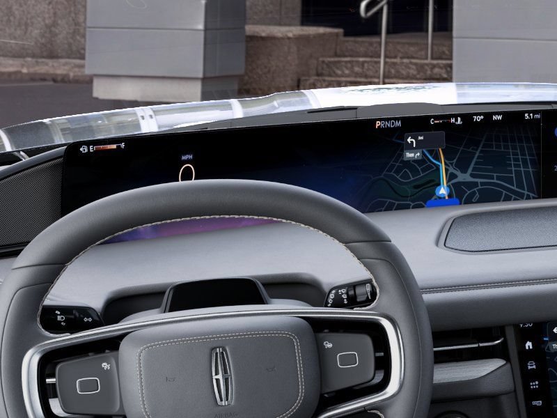 New 2027 Lincoln Navigator L Premier AWD/4WD image 32