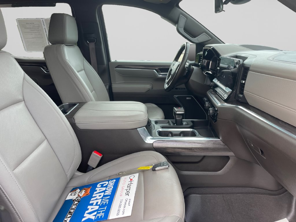 Used 2025 Chevrolet Silverado 1500 LTZ AWD/4WD image 11