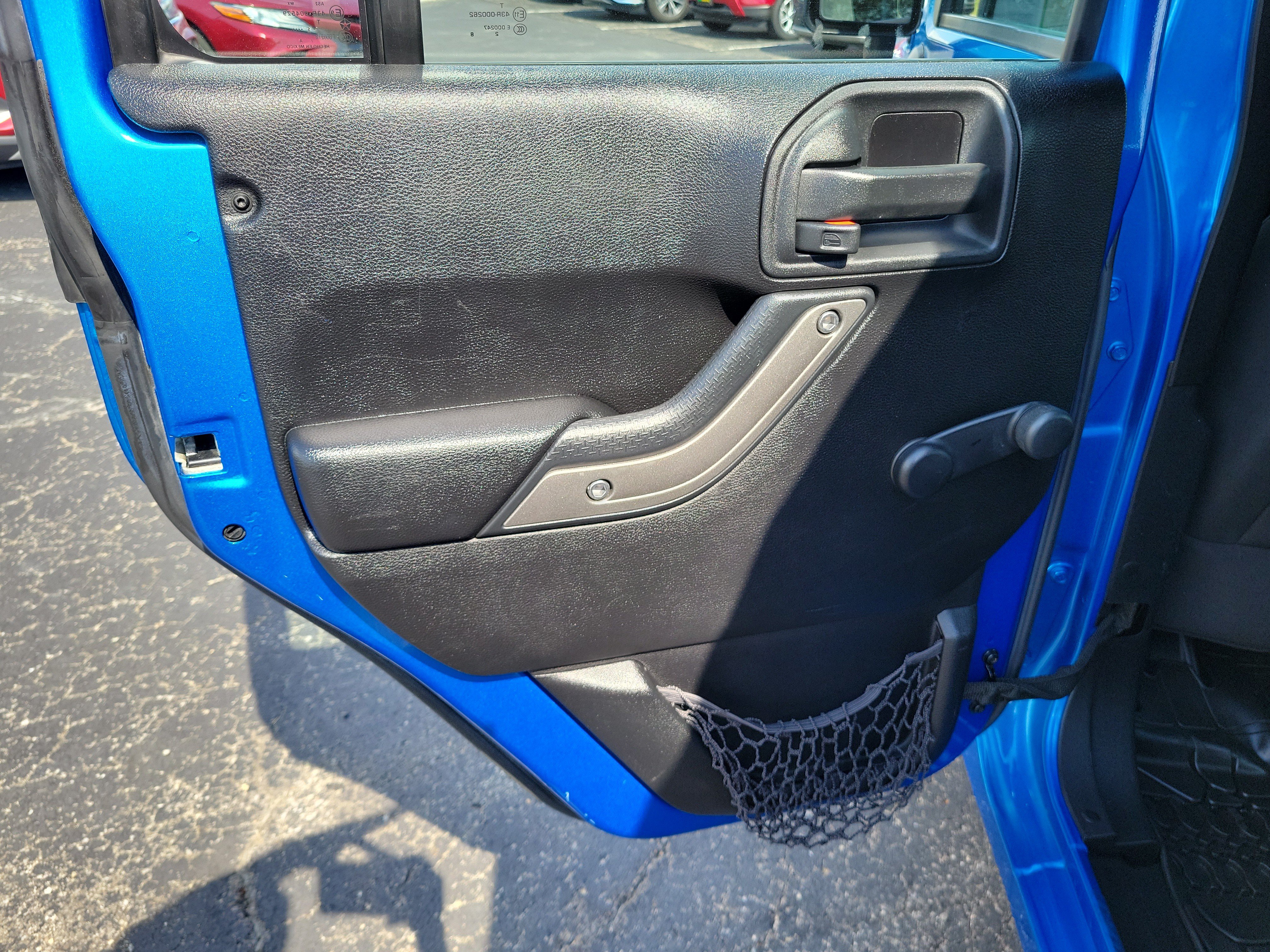 Used 2016 Jeep Wrangler Unlimited Sport AWD/4WD image 13