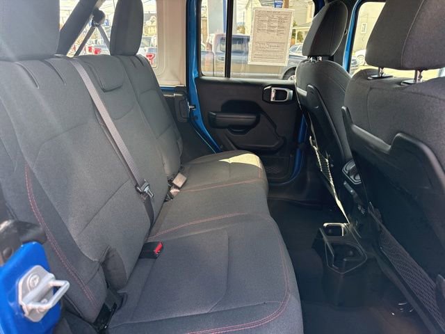 Used 2025 Jeep Wrangler Unlimited Rubicon image 40