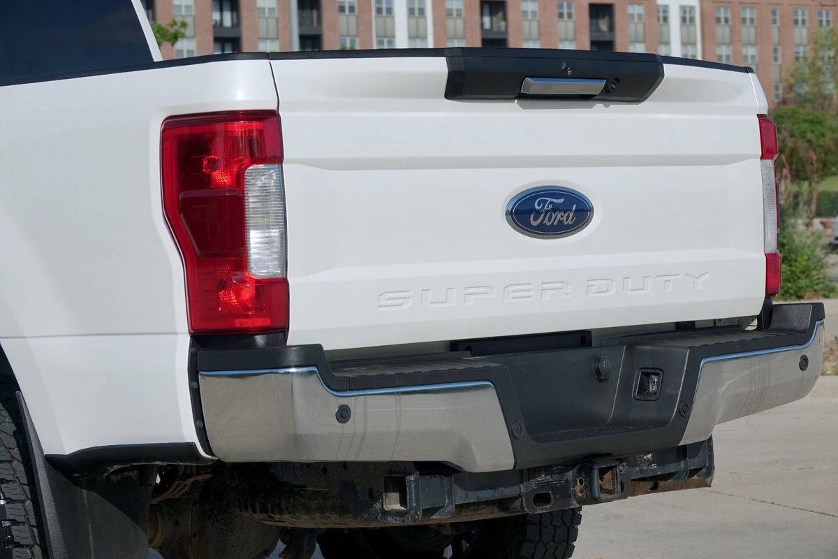 Used 2019 Ford F250 Lariat w/ Lariat Value Package AWD/4WD image 19