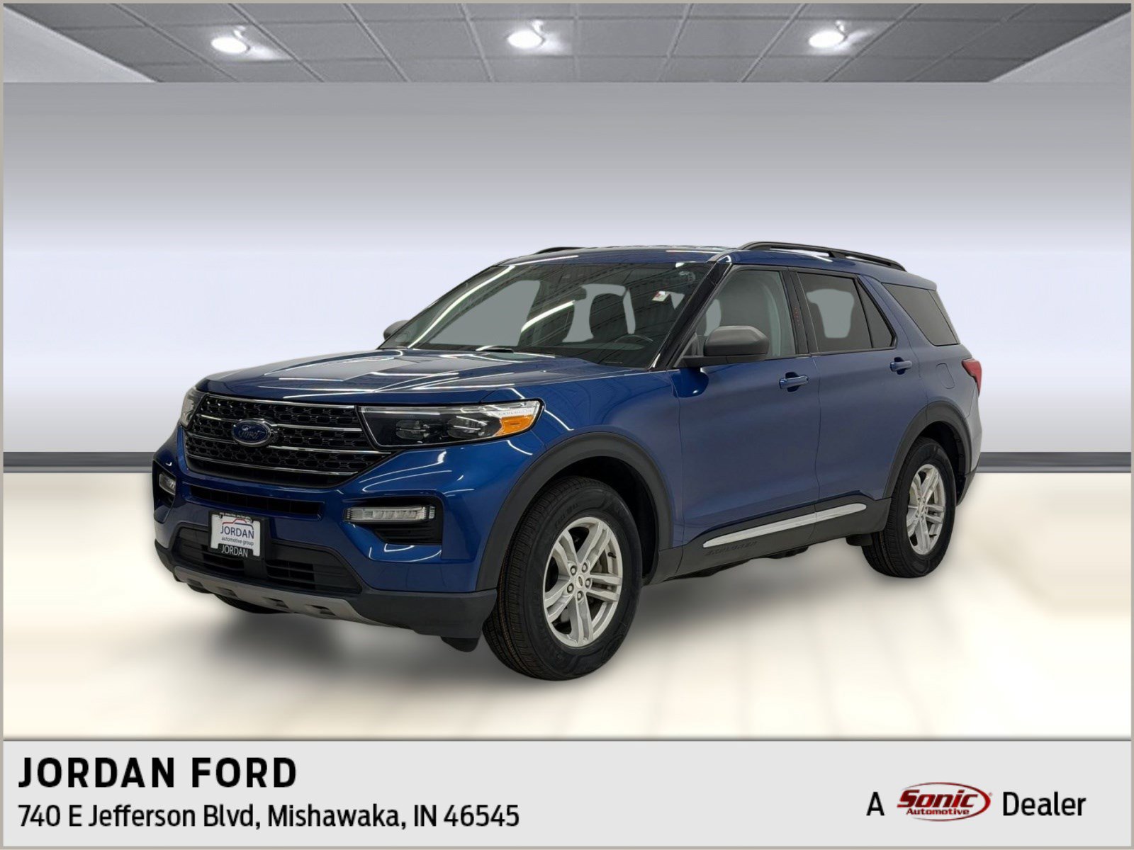 Used 2021 Ford Explorer XLT w/ Equipment Group 202A AWD/4WD image 1