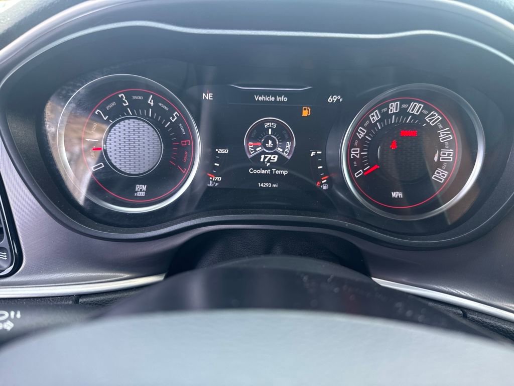 Used 2022 Dodge Challenger R/T Scat Pack RWD image 11
