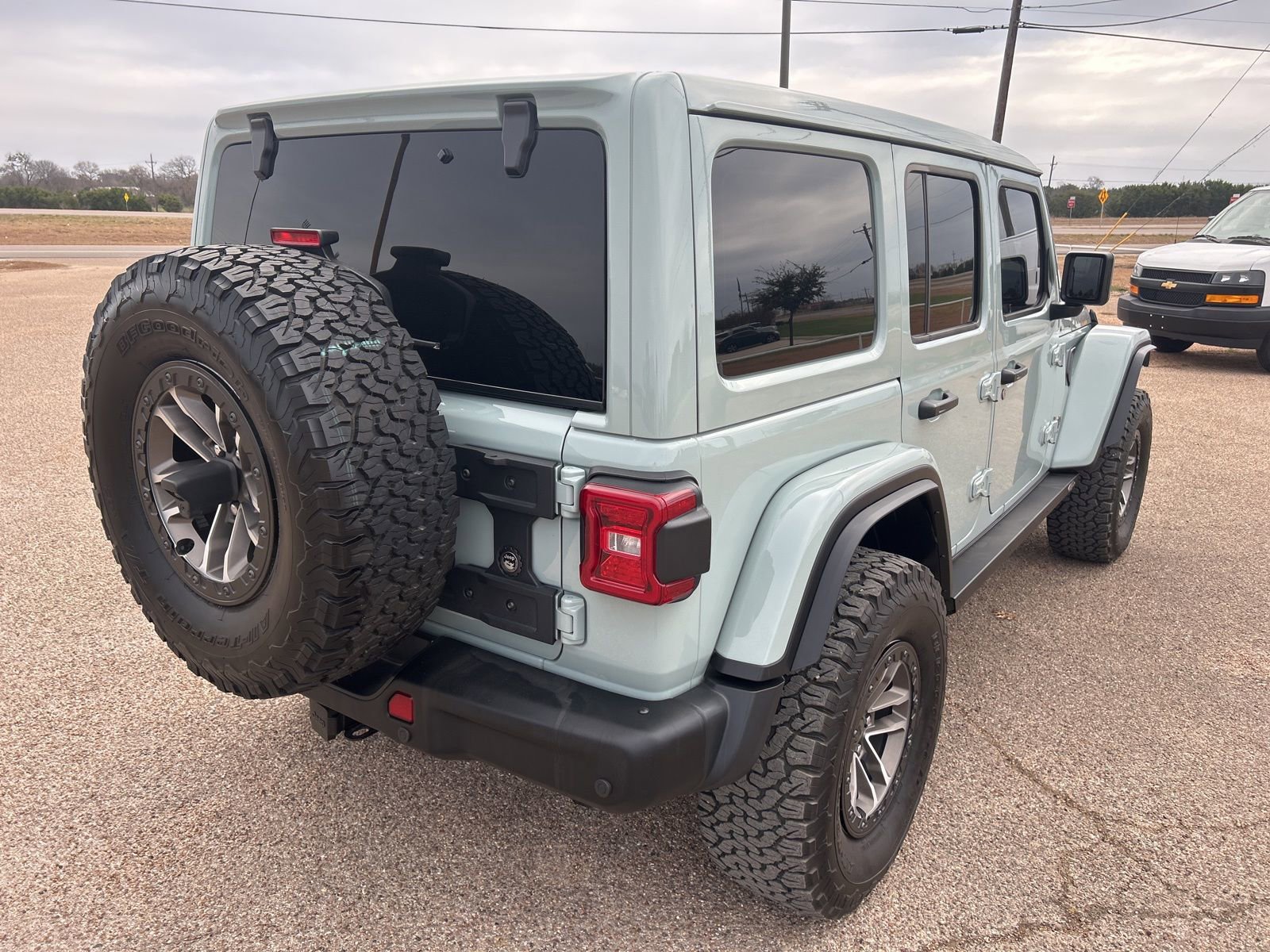 Used 2024 Jeep Wrangler Unlimited Rubicon 392 image 5