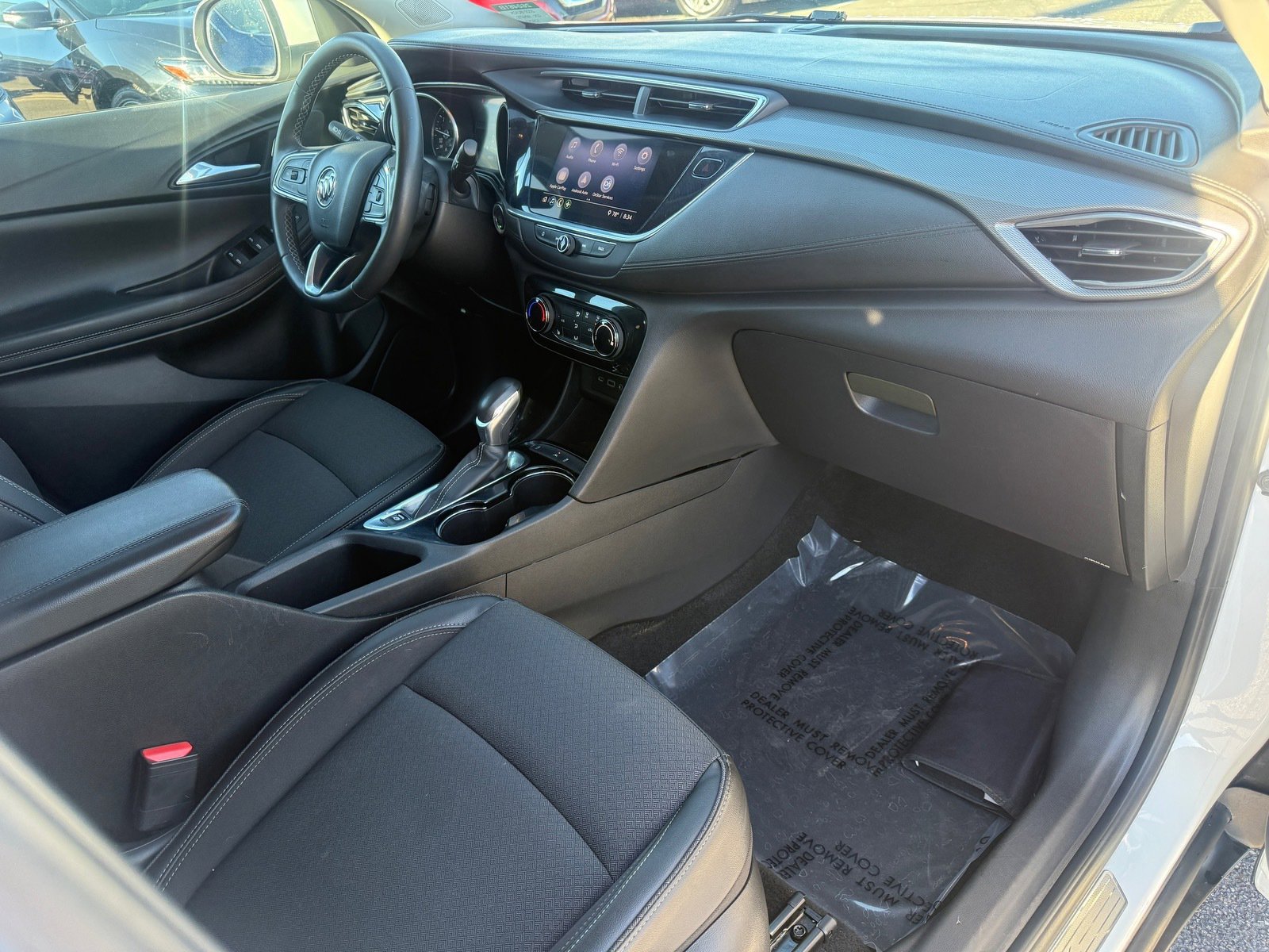 Used 2020 Buick Encore GX Preferred w/ Cold Weather Comfort Package image 32