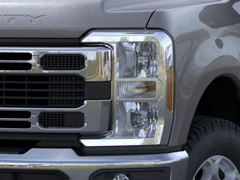 New 2026 Ford F350 XLT w/ FX4 Off-Road Package AWD/4WD image 18