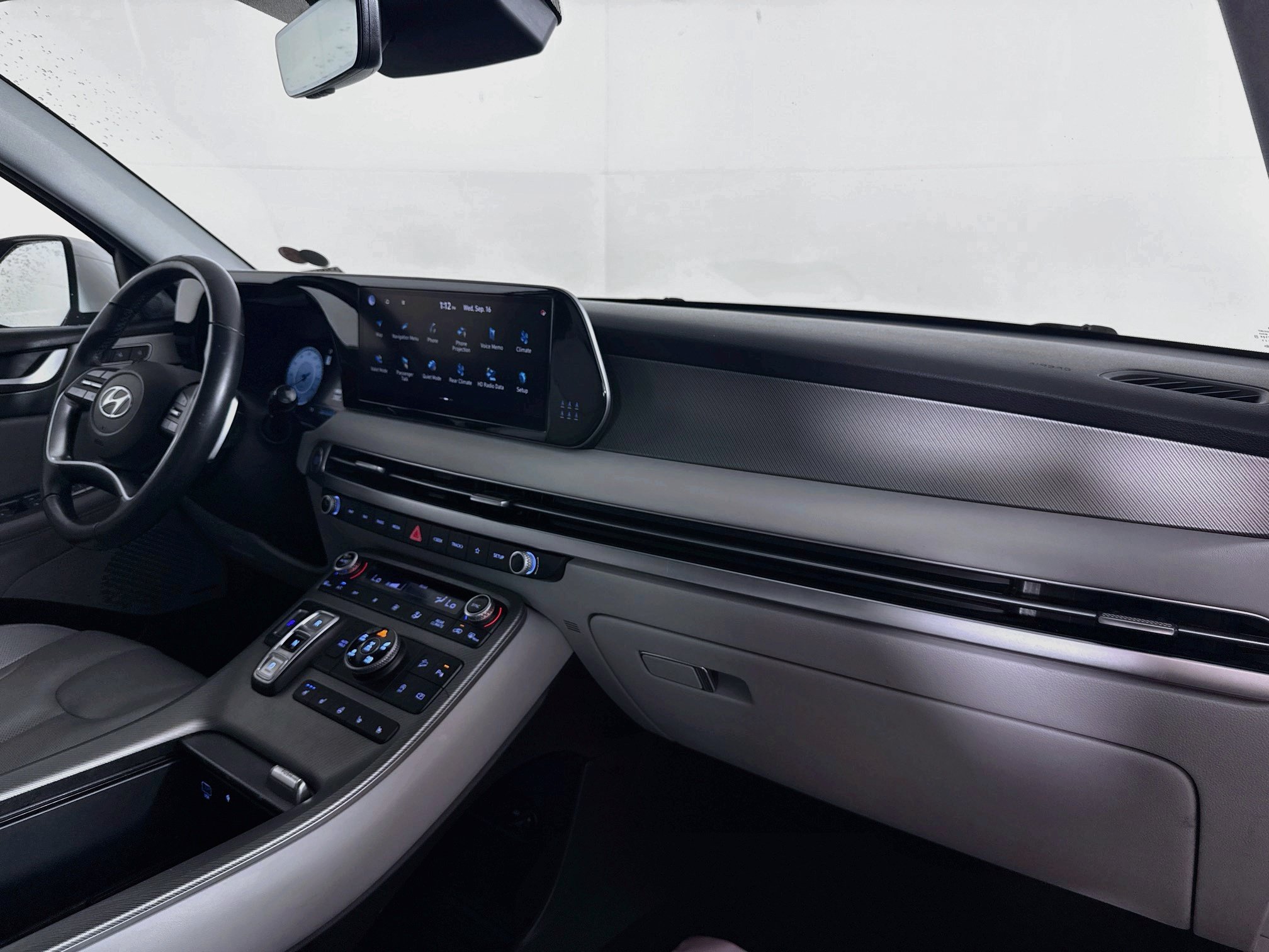 Used 2024 Hyundai Palisade SEL AWD/4WD image 39