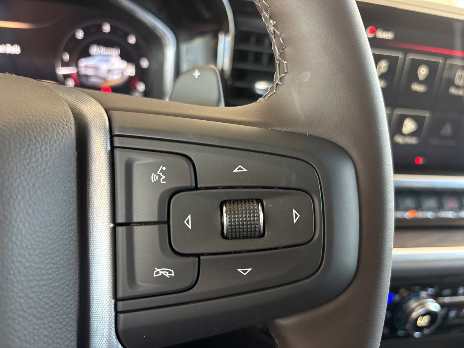 New 2026 GMC Sierra 1500 SLT image 29