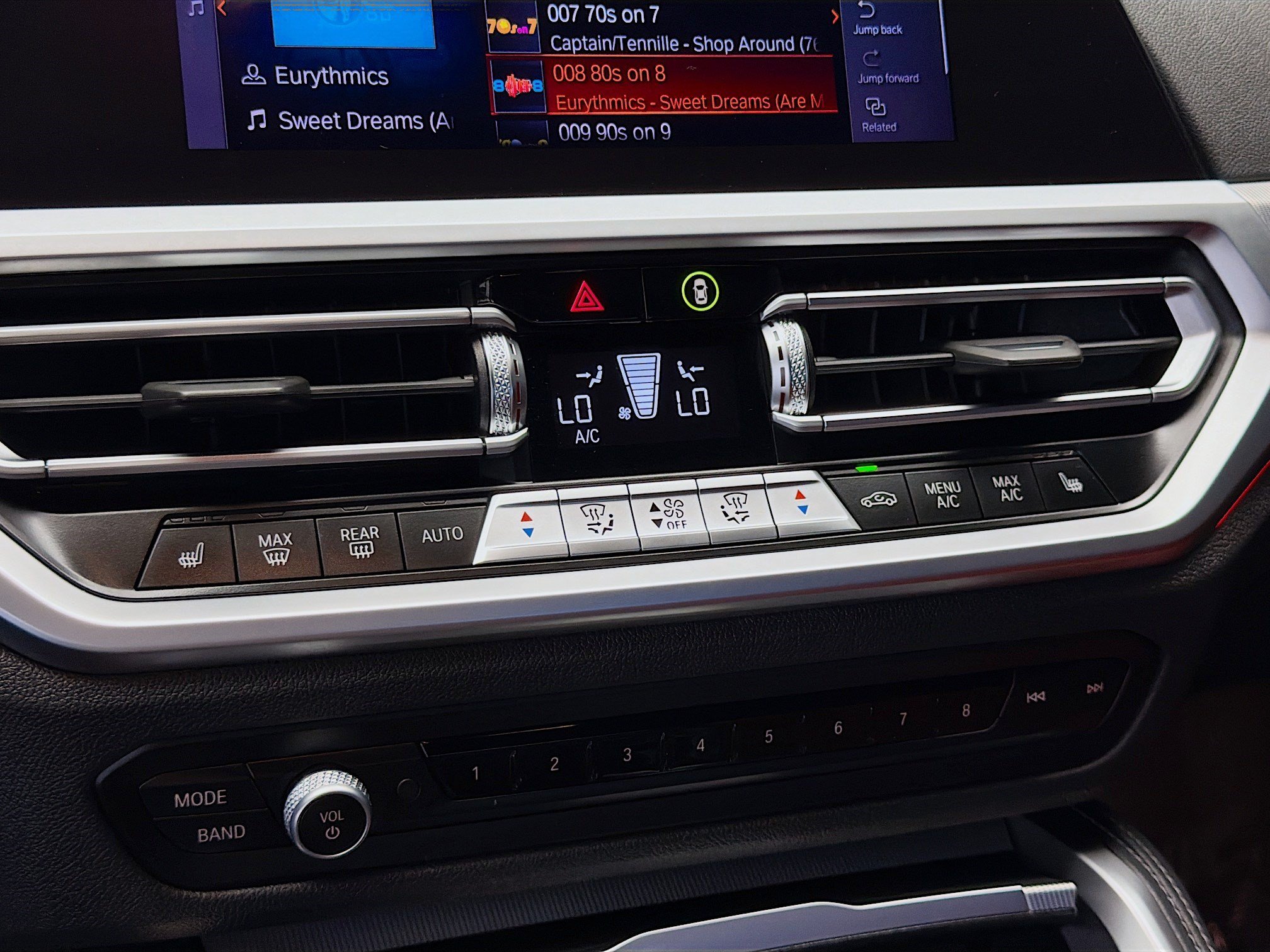 Used 2023 BMW 430i Coupe w/ M Sport Package RWD image 9