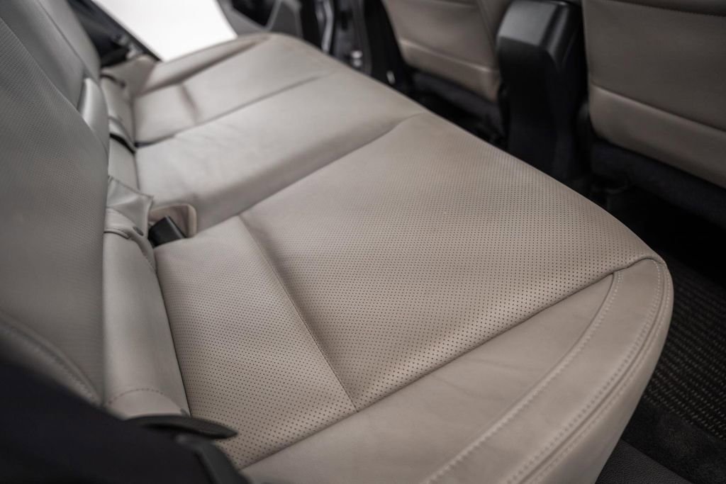 Used 2017 Subaru Forester 2.5i Limited AWD/4WD image 35