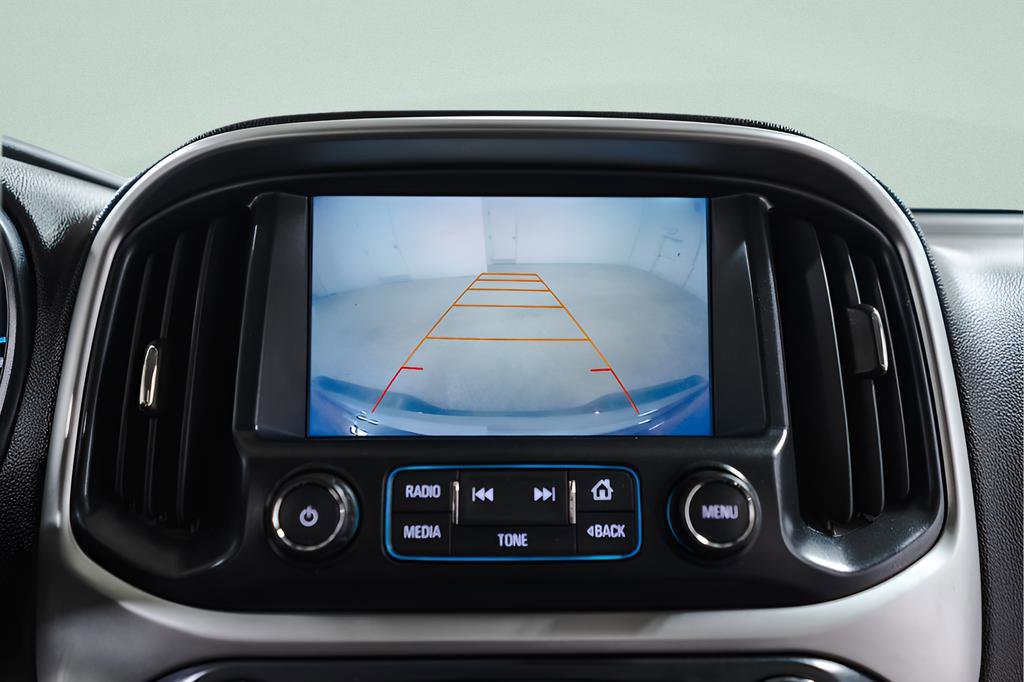 Used 2017 Chevrolet Colorado ZR2 image 18