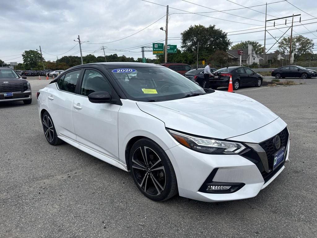 Used 2020 Nissan Sentra SR w/ Electronics Package FWD image 4