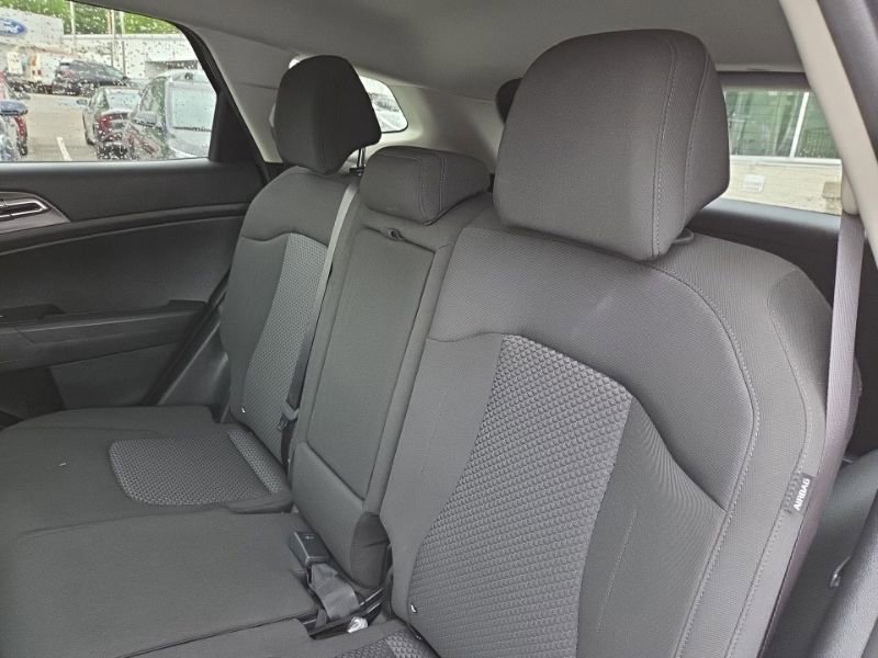 Used 2025 Kia Sportage LX AWD/4WD image 24