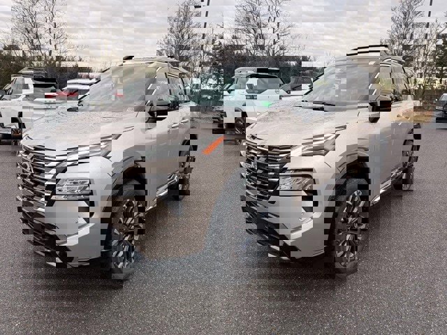 New 2026 Nissan Rogue Platinum w/ Platinum Premium Package image 2