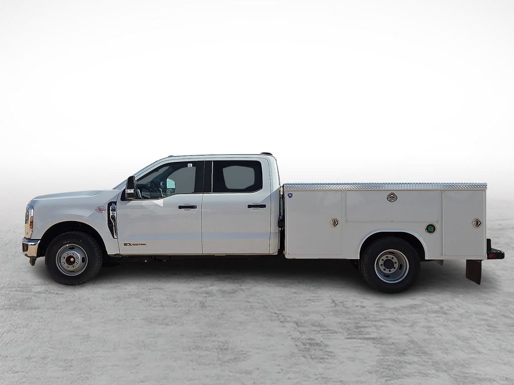 New 2025 Ford F350 XL w/ XL Chrome Package RWD image 6