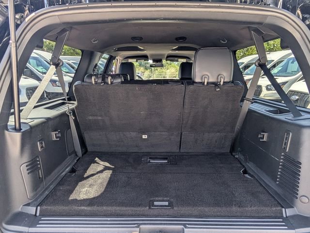 Used 2017 Ford Expedition EL Limited RWD image 9