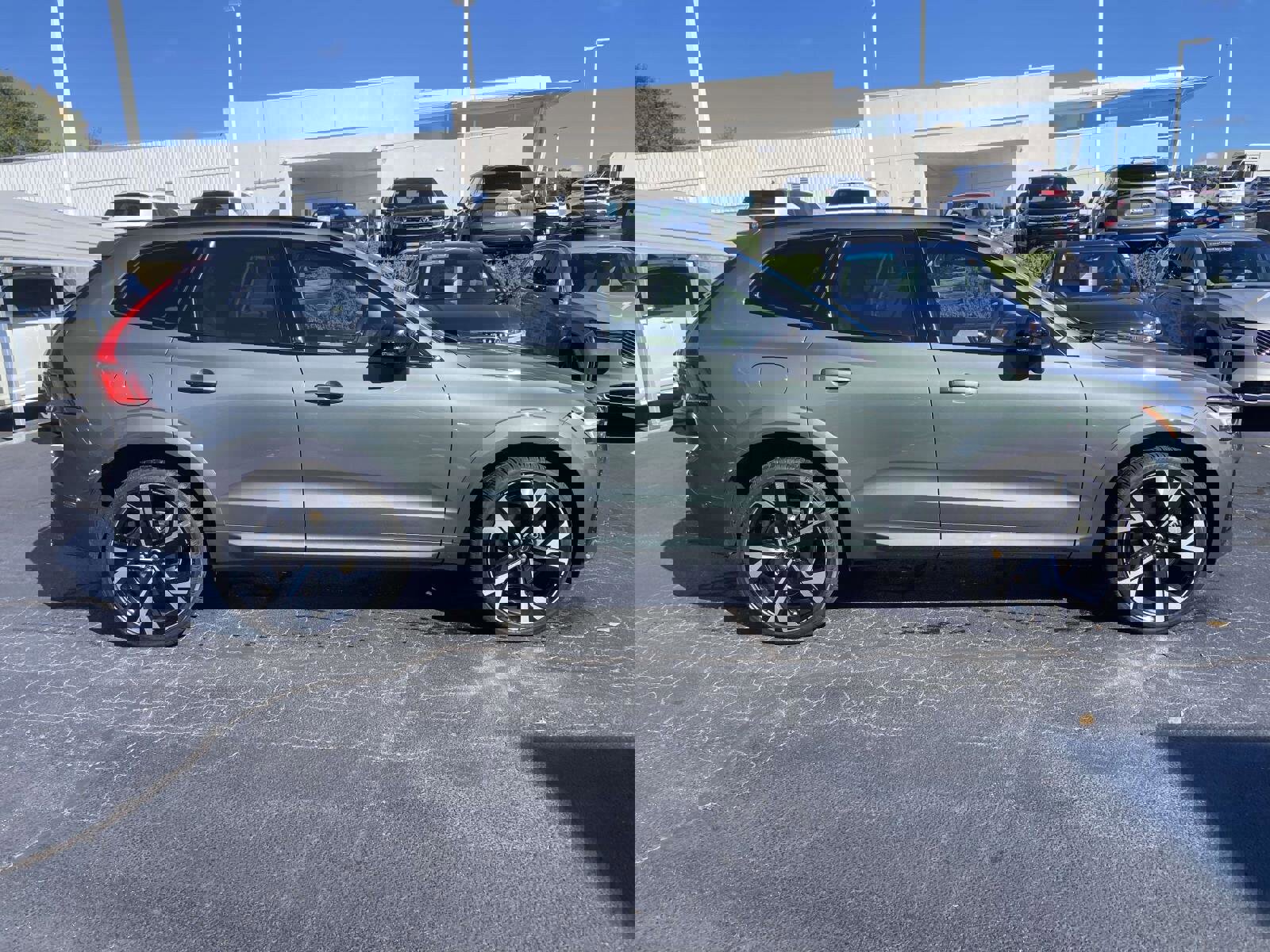 Certified 2026 Volvo XC60 T8 Ultra image 10