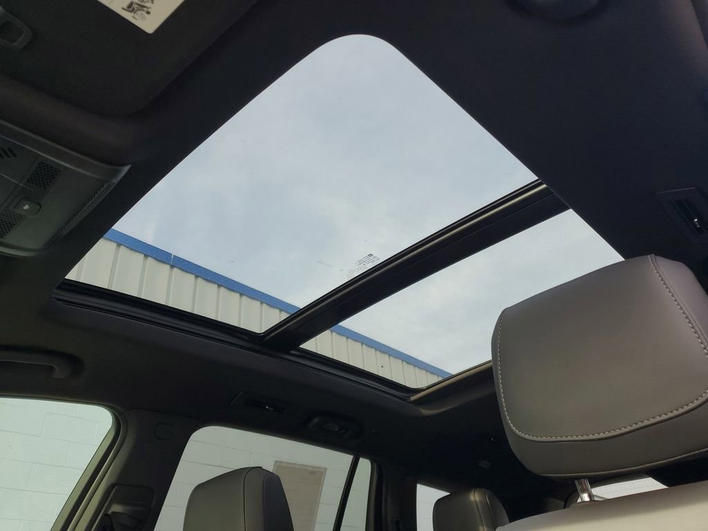 Certified 2024 Cadillac XT6 Sport image 6